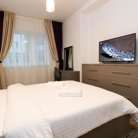 Yan Apartment - Near Mall & Free Private Parking Braşov Eksteriør billede