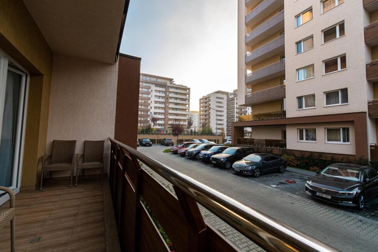 Yan Apartment - Near Mall & Free Private Parking Braşov Eksteriør billede