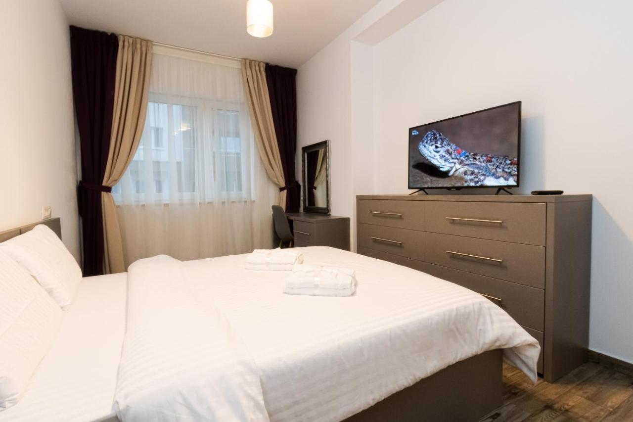 Yan Apartment - Near Mall & Free Private Parking Braşov Eksteriør billede